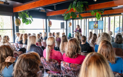 50 krachtige vrouwen samen tijdens het Business Bloom event