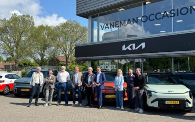 Bedrijfsbezoek Vaneman Automotive toont innovatieve visie op mobiliteit in Aalsmeer